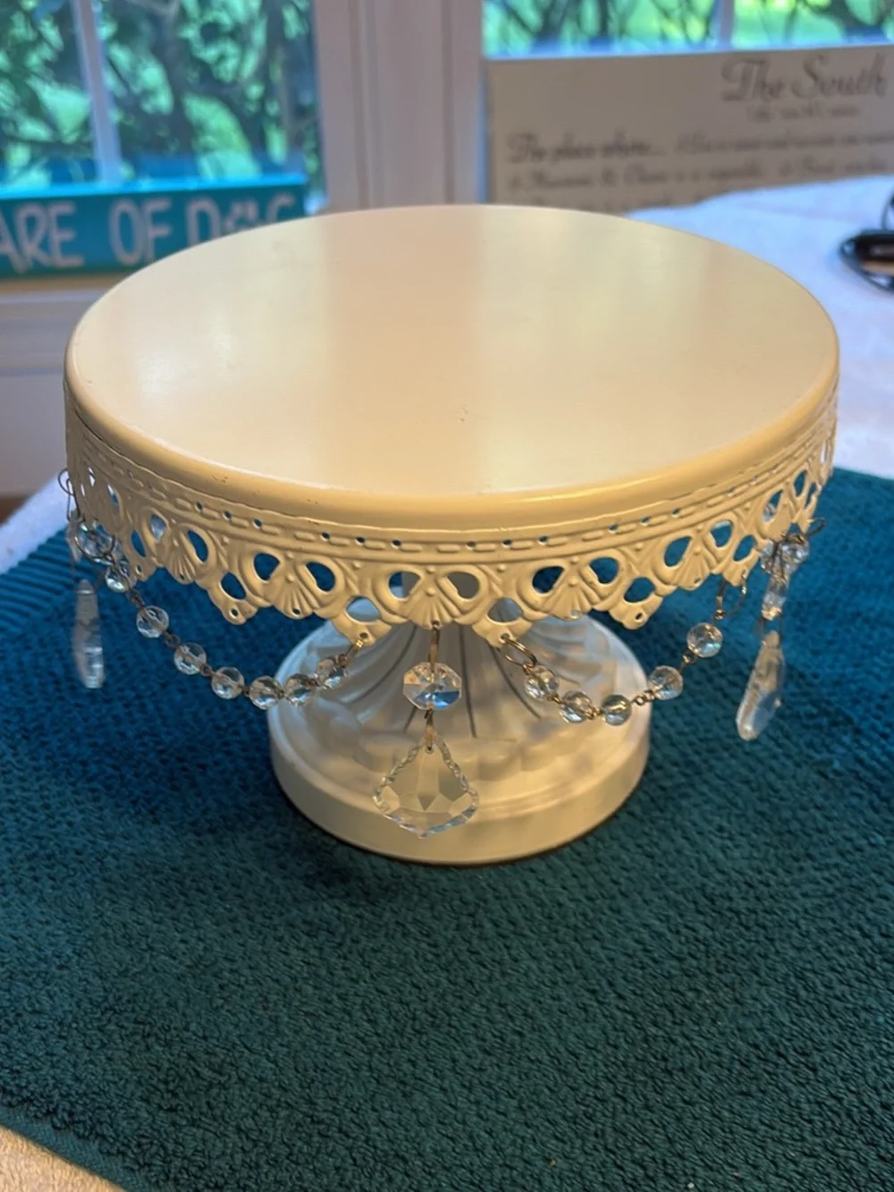 Vilavita metal cake stands (2)